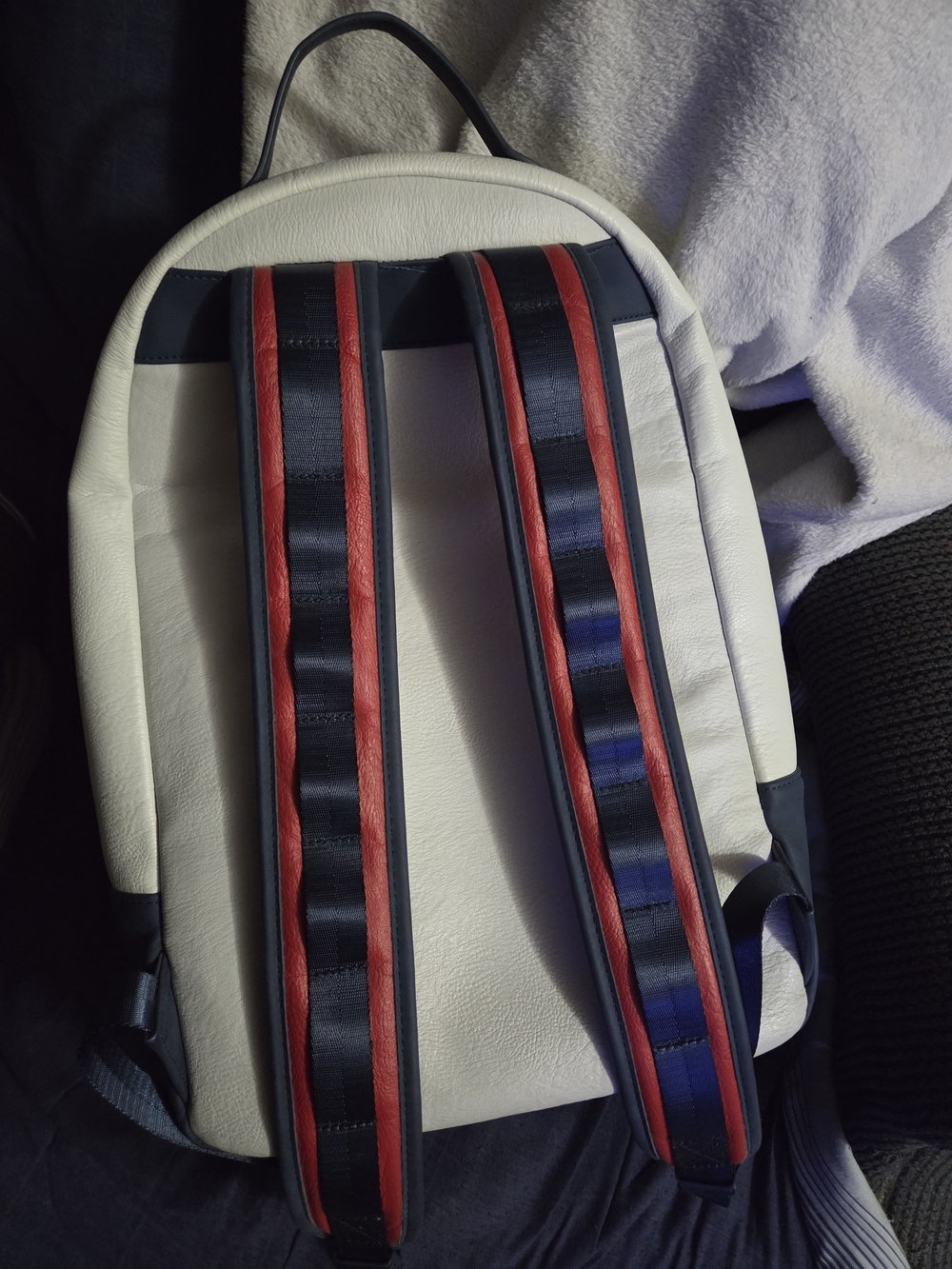 Pokemon Pin Backpack - Picture 2 of 3